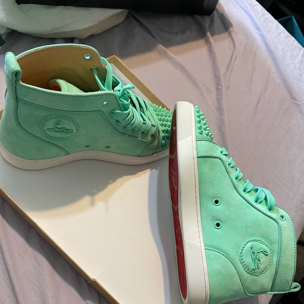 Christian Louboutin High top sneaker size 7.5
